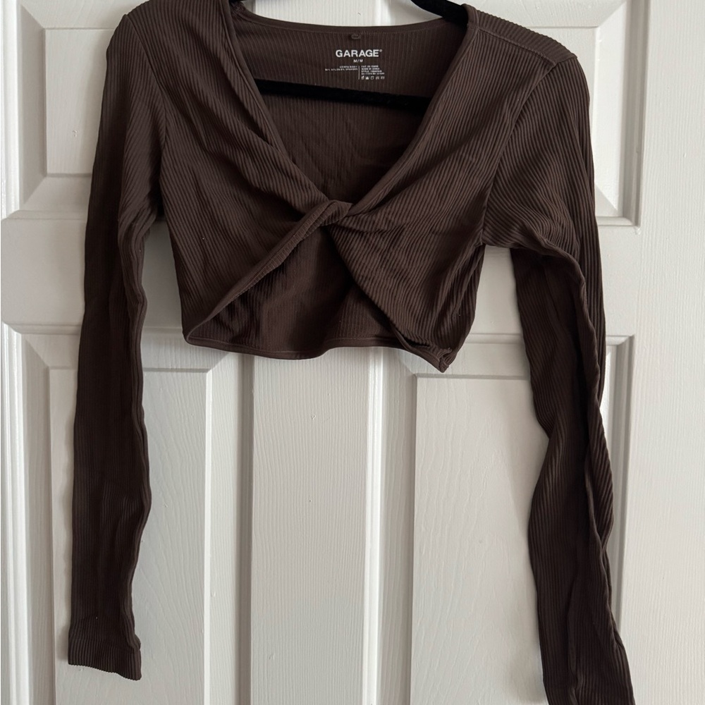 Garage Women's Dark Brown Ribbed Twist-Front Long Sleeve Crop Top